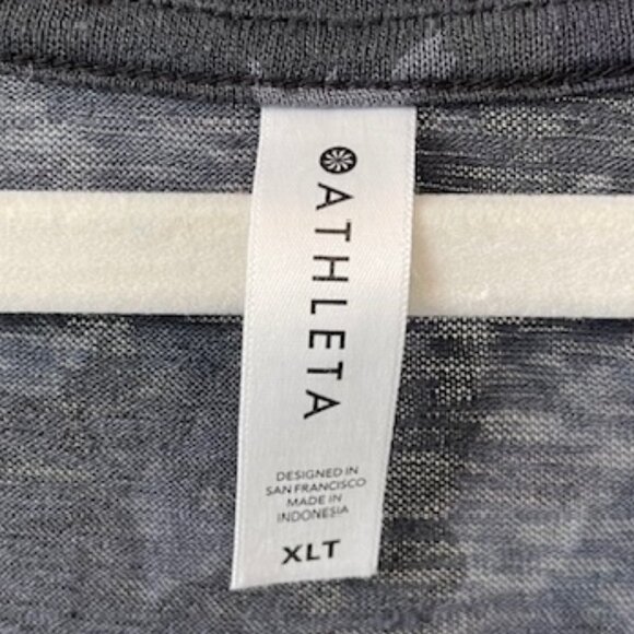 Athleta Breezy V-neck T-shirt, Black & Gray Camo Print, Size XLT - Picture 5 of 5